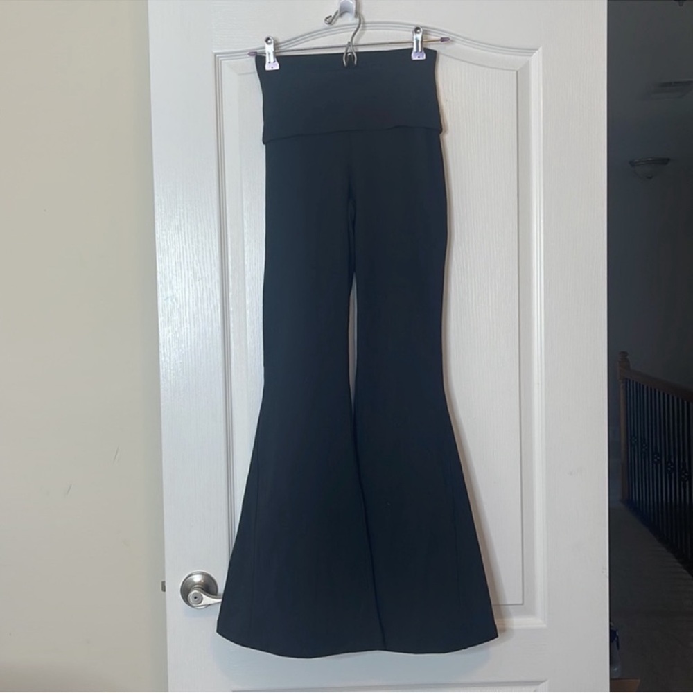 Aerie Offline OG Foldover High Rise Super Flare Leggings Black Small - Picture 3 of 14